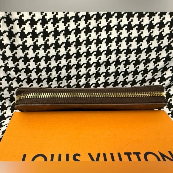 Louis Vuitton Zippy Wallet Monogram Long Canvas M41896 - Picture 8 of 12